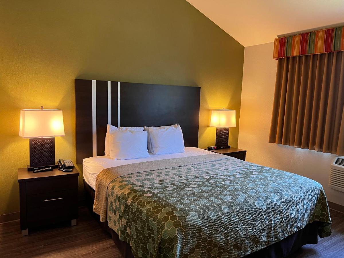 Brisa Pacific Hotel إنسينيتاس المظهر الخارجي الصورة